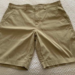 Khaki Eddie Men's Shorts